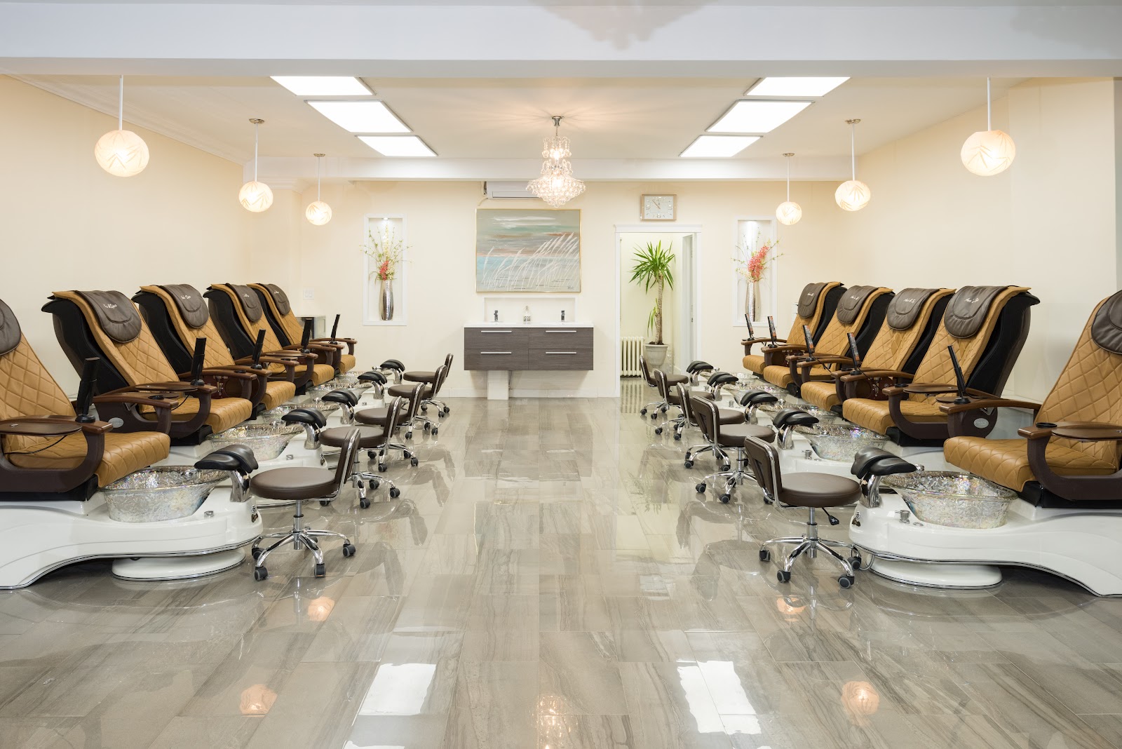 Ana's Nail Boutique & Spa, beauty salon at 3349 Bloor Street West in Etobicoke, Toronto