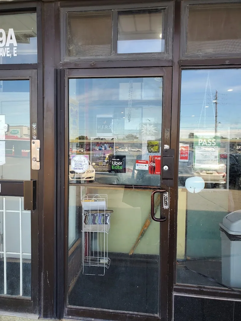 Aunt Elsie Caribbean Kitchen, caribbean kitchen at 2689 Eglinton Avenue East in Scarborough, Toronto