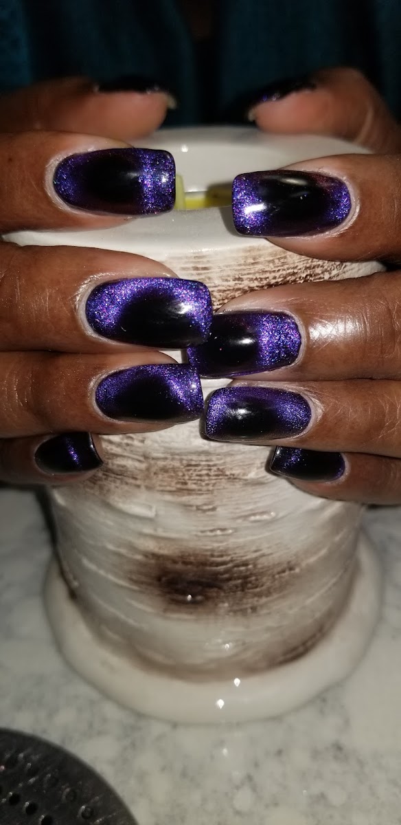 Betty's Nails & Spa, beauty salon at 2514 Finch Avenue West in Etobicoke, Toronto