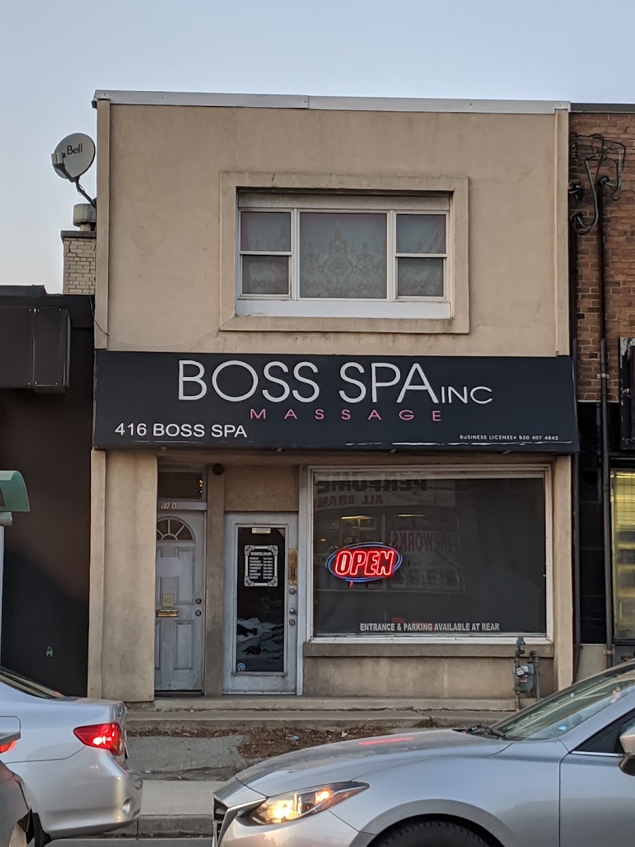 Boss Spa Inc., beauty salon at 982 The Queensway in Etobicoke, Toronto