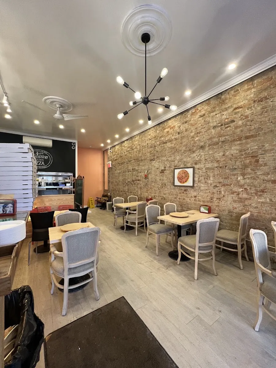 Burattino Brick Oven Pizza, italian kitchen at 3109 Dundas Street West in Old Toronto, Toronto