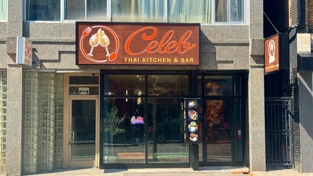 Celeb Thai Kitchen & Bar, thai kitchen at 394 Bloor Street West in Old Toronto, Toronto