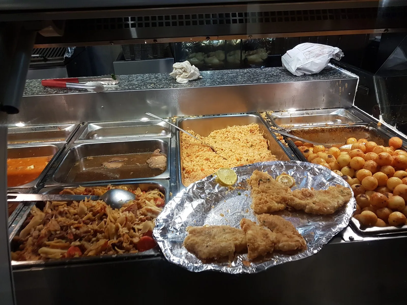Costa Verde Toronto, portuguese kitchen at 370 Oakwood Avenue in York, Toronto