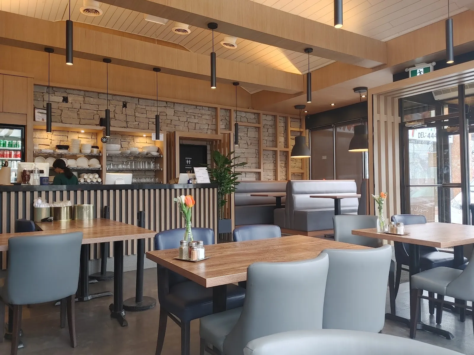 Darband Restaurant, middle eastern kitchen at 879 York Mills Road in North York, Toronto