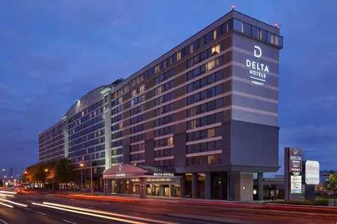 Delta Hotels By Marriott Toronto Airport, hotel at 655 Dixon Road in Etobicoke, Toronto