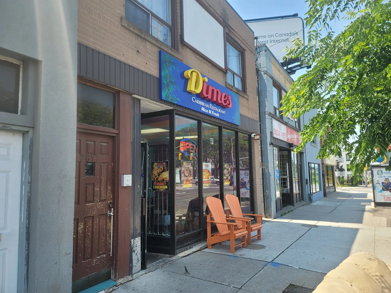 dimes caribbean restaurant, caribbean kitchen at 2679 Eglinton Avenue West in York, Toronto