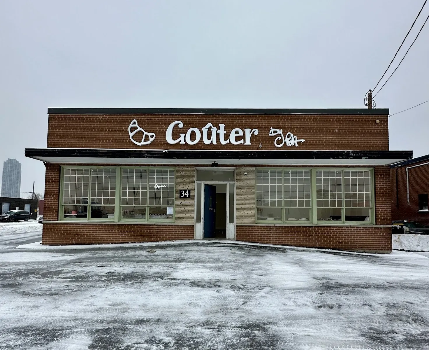 Goûter, bakery at 34 Six Point Road in Etobicoke, Toronto