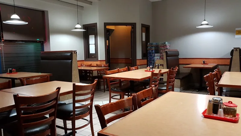 Hakka Garden Chinese Restaurant, chinese kitchen at 25 Overlea Boulevard in East York, Toronto