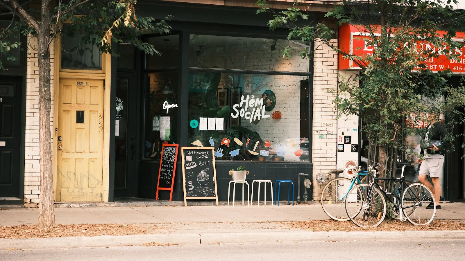 Hem Social, vietnamese kitchen at 1424 Dundas Street West in Old Toronto, Toronto