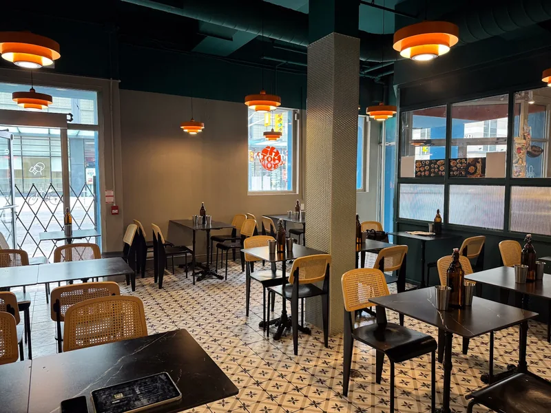 Hi Hoi Tod, thai kitchen at 496 Yonge Street in Old Toronto, Toronto