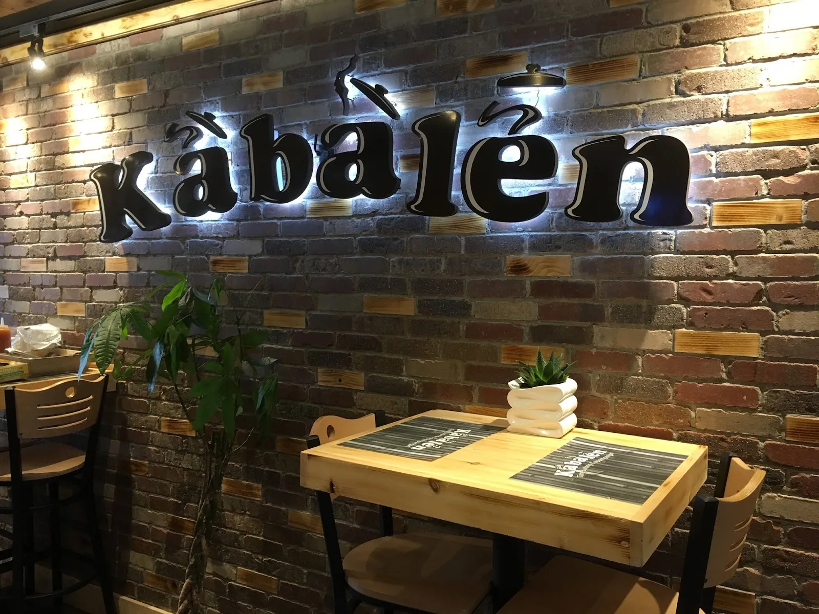 Kabalen Restaurant, filipino kitchen at 3778 Bathurst Street in North York, Toronto