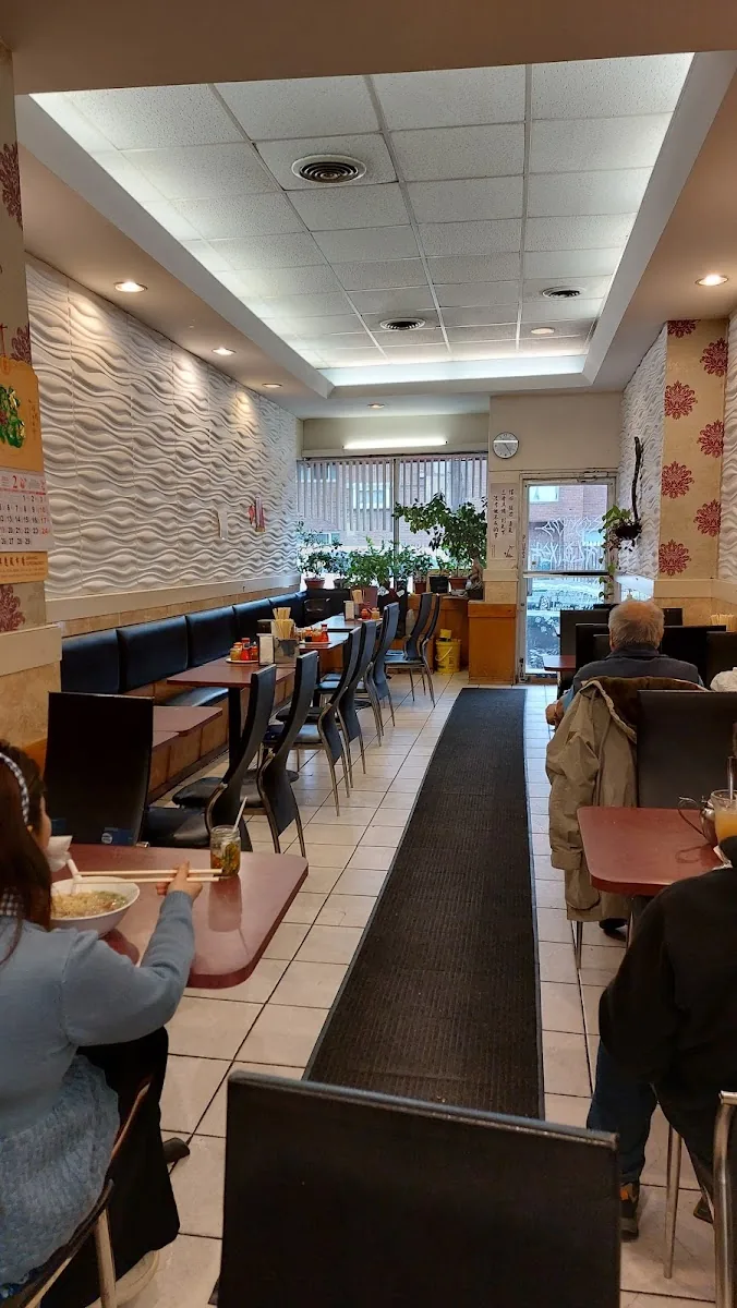 Kim Vietnamese Restaurant, vietnamese kitchen at 546 Dundas Street West in Old Toronto, Toronto