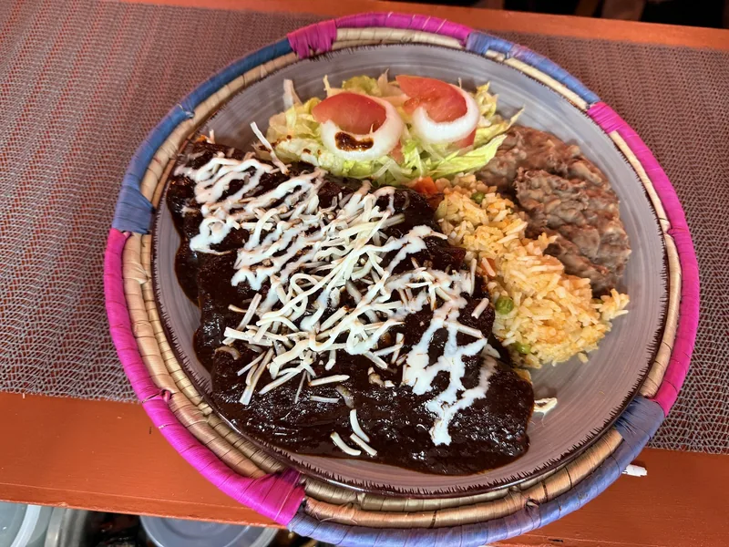 La Casa de la Abuela, Mexican Food., mexican kitchen at 1165 Saint Clair Avenue West in York, Toronto