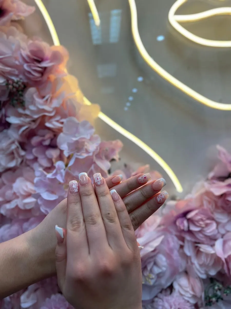 Nails for You, beauty salon at 109 Dundas Street West in Old Toronto, Toronto