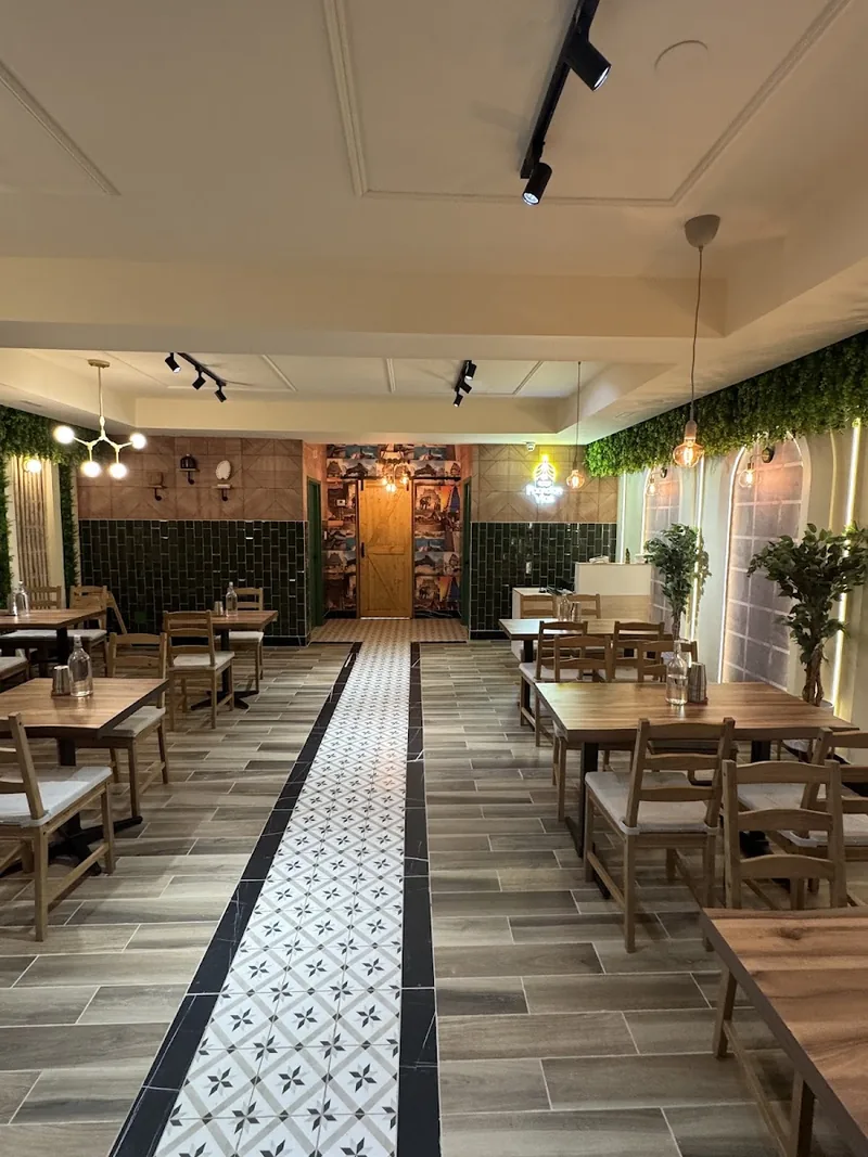 Paandian Vilas, indian kitchen at 799 Brimley Road in Scarborough, Toronto