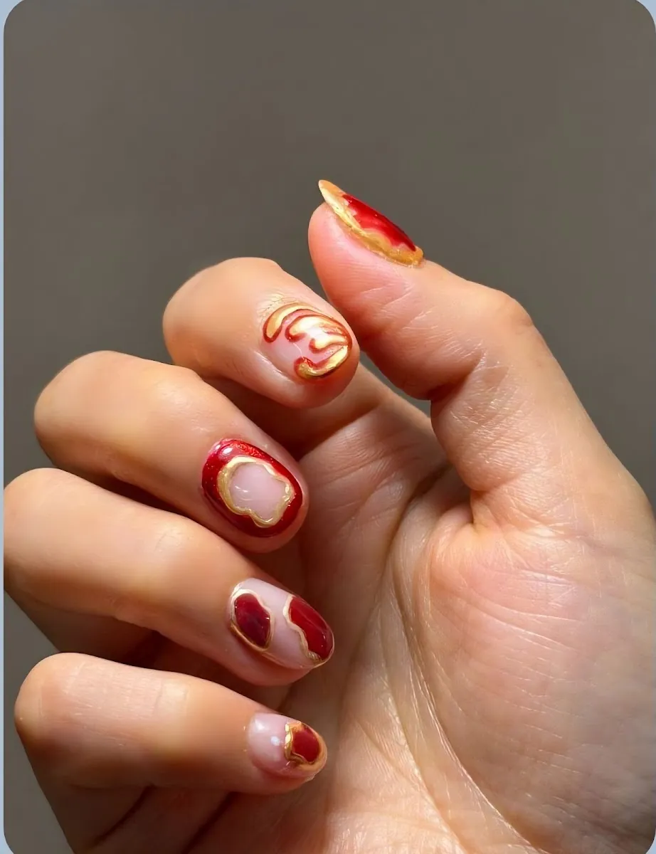 Pinky Nails, beauty salon at 2034 Yonge Street in Old Toronto, Toronto