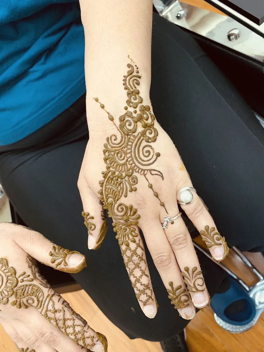 Priyal Beauty Salon, beauty salon at 2491 Finch Avenue West in Etobicoke, Toronto