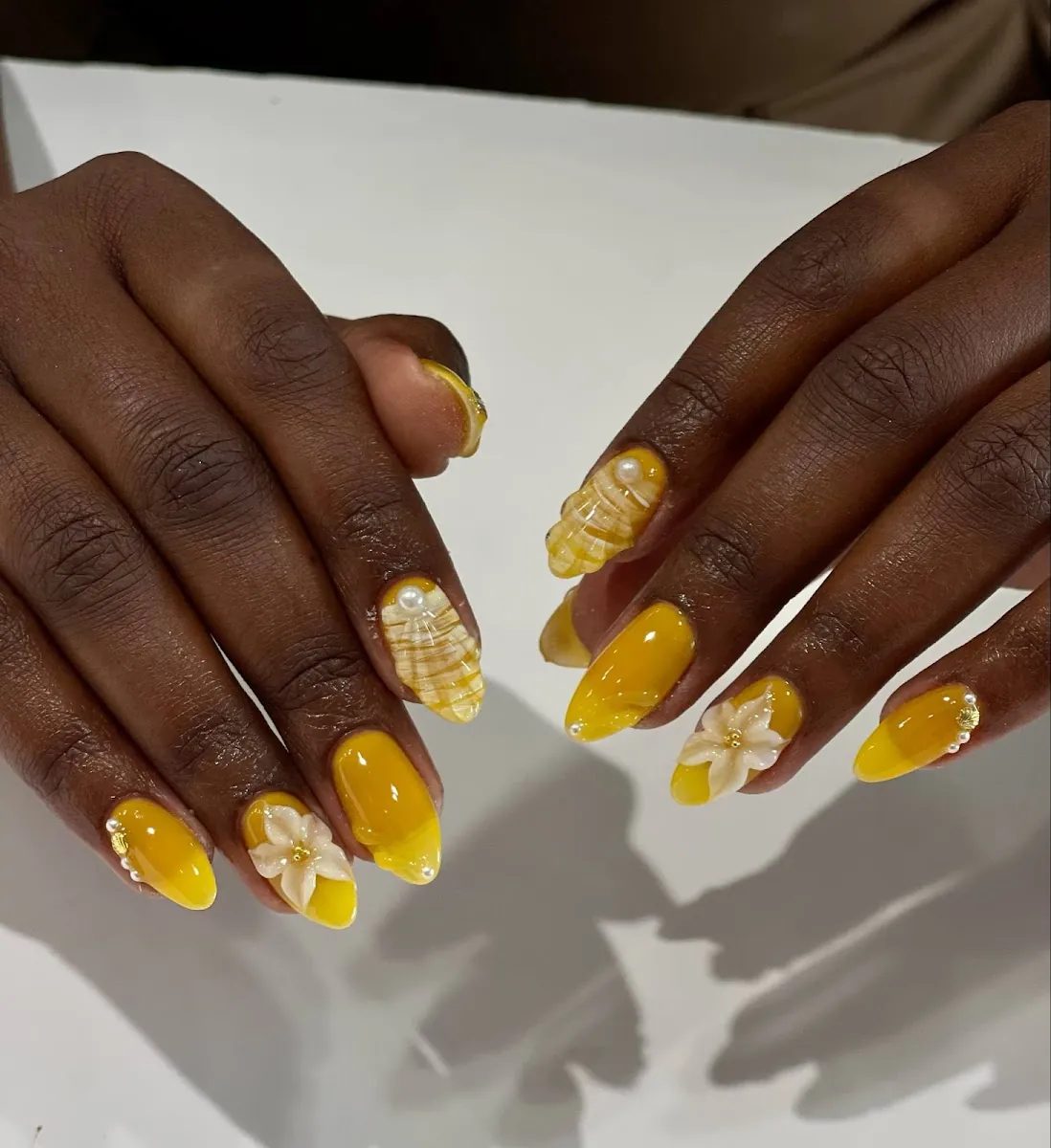 Rosee Beauty Spa, beauty salon at 1195 The Queensway in Etobicoke, Toronto