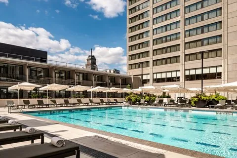 Sheraton Centre Toronto Hotel, hotel at 123 Queen Street West in Old Toronto, Toronto