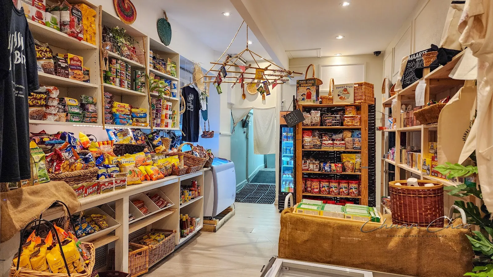 Tagpuan (Kensington), filipino kitchen at 376 College Street in Old Toronto, Toronto