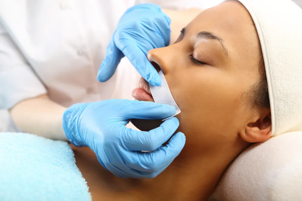 Toronto Wax, beauty salon at 4927 Dundas Street West in Etobicoke, Toronto