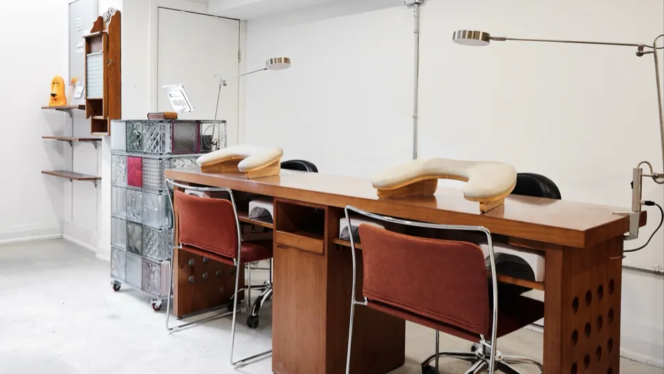 Touchbaes, beauty salon at 599 Bloor Street West in Old Toronto, Toronto
