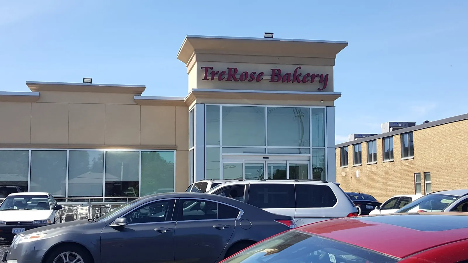 TreRose Bakery Bistro and Deli, bakery at 2098 Kipling Avenue in Etobicoke, Toronto