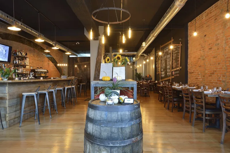 Venga Cucina, italian kitchen at 3076 Dundas Street West in Old Toronto, Toronto