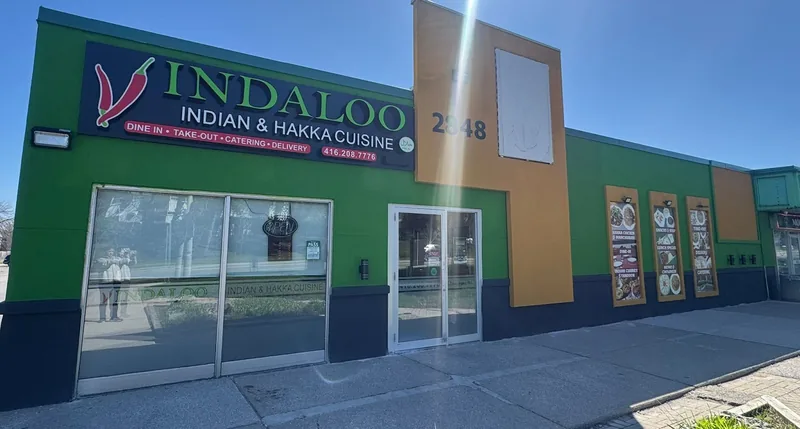 Vindaloo Indian & Hakka Cuisine, chinese kitchen at 2848 Ellesmere Road in Scarborough, Toronto