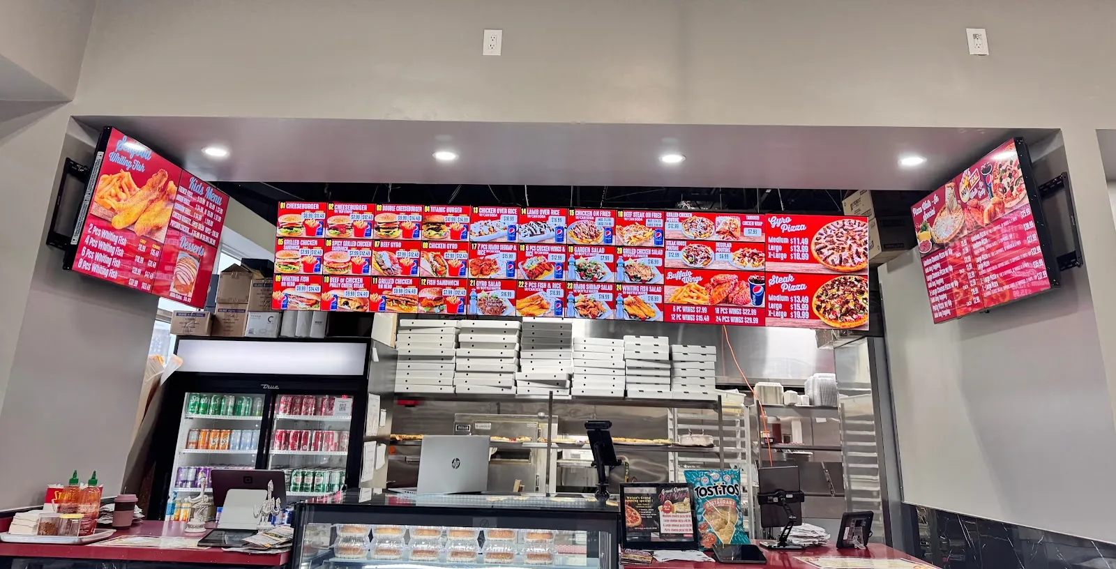 Watan Pizza & Grill, italian kitchen at 62 Overlea Boulevard in East York, Toronto