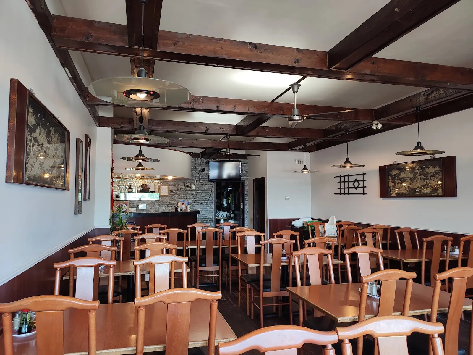 Wong's Asian Cuisine, chinese kitchen at 2173 Lawrence Avenue East in Scarborough, Toronto